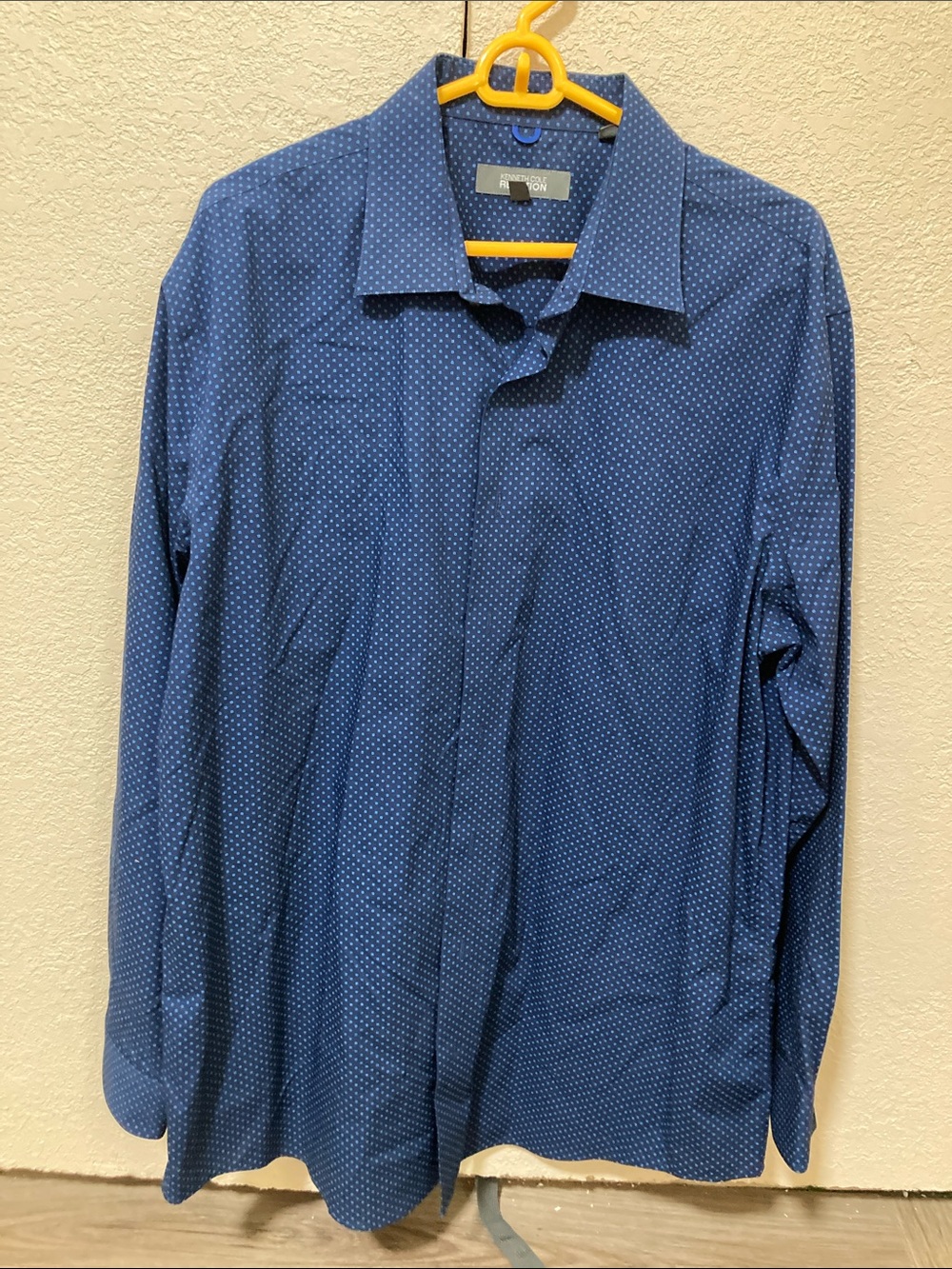 Kenneth Cole Reaction Navy Blue Pattern Dress Shirt